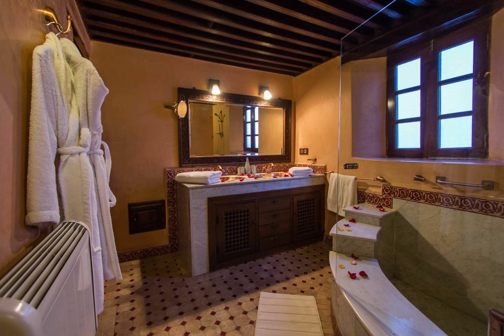 Riad Les Remparts De Fez Kültér fotó